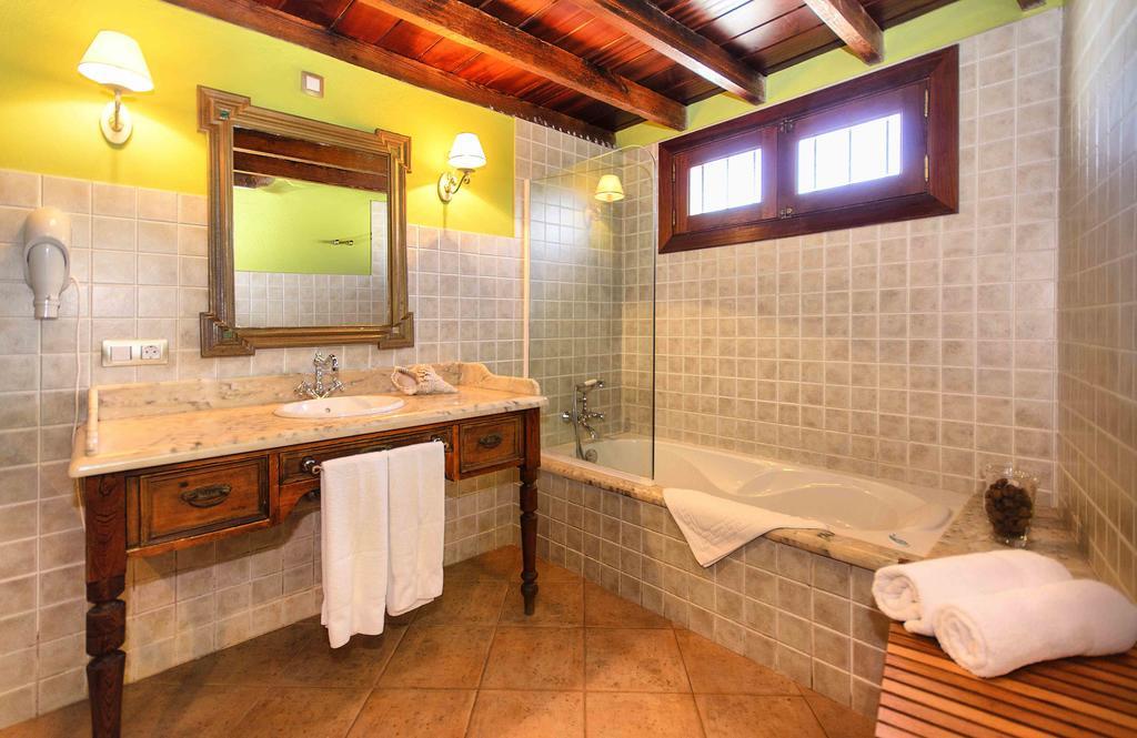 Haría Casa Rural Villa Lola Y Juan מראה חיצוני תמונה